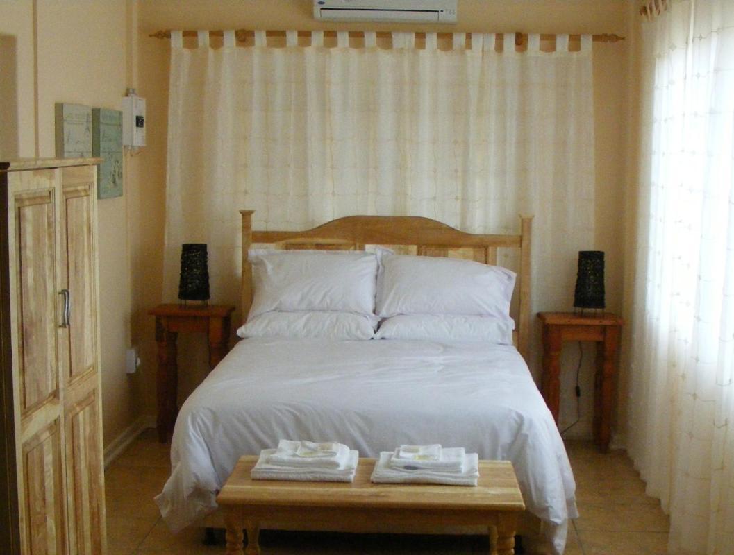 Die Katte Guest House Cottages- Vosburg エクステリア 写真